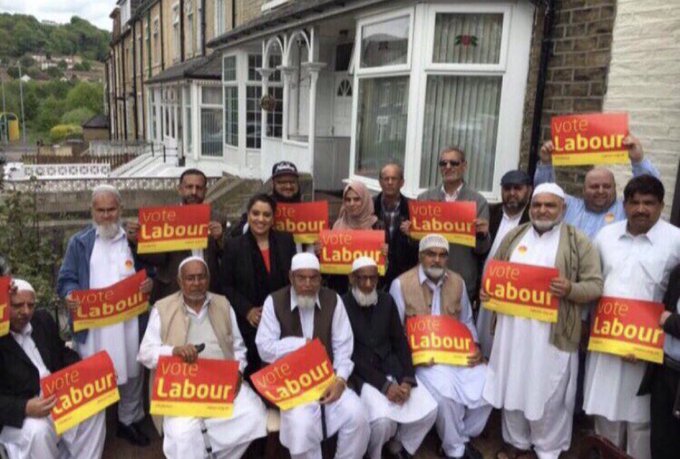 EndMassMigration tweet media