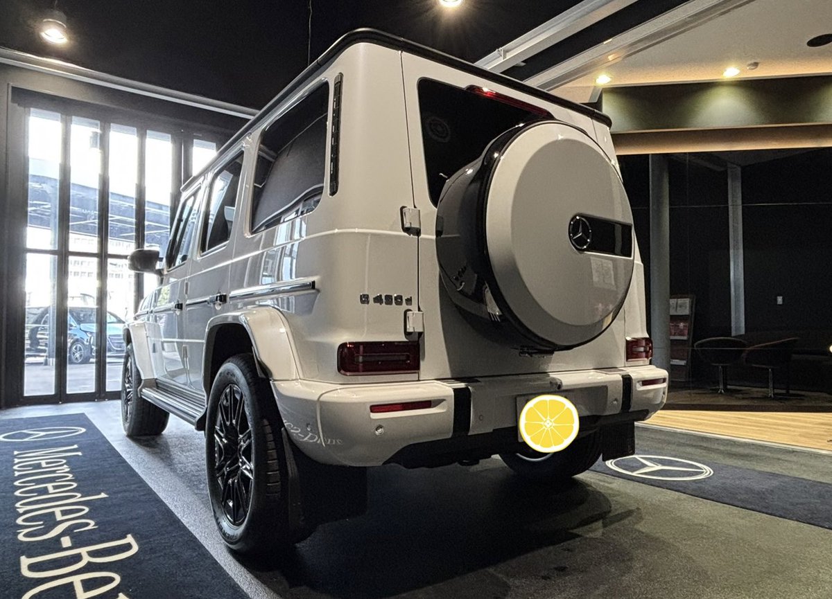 Lovingheartfish's tweet photo. 1年待ちで念願のG450d本日納車‼️
オパリスホワイト🤍に内装はレッドペッパー🟥

#メルセデスベンツ 
#Gクラス  
#G450d 
#ゲレンデ 
#mercedesbenz
#Gclass https://t.co/SHJytEEiwK