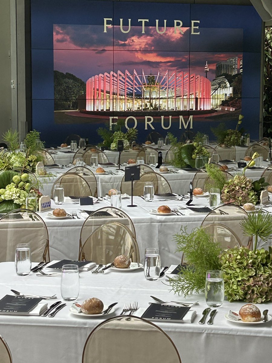 Libby Sander tweet media