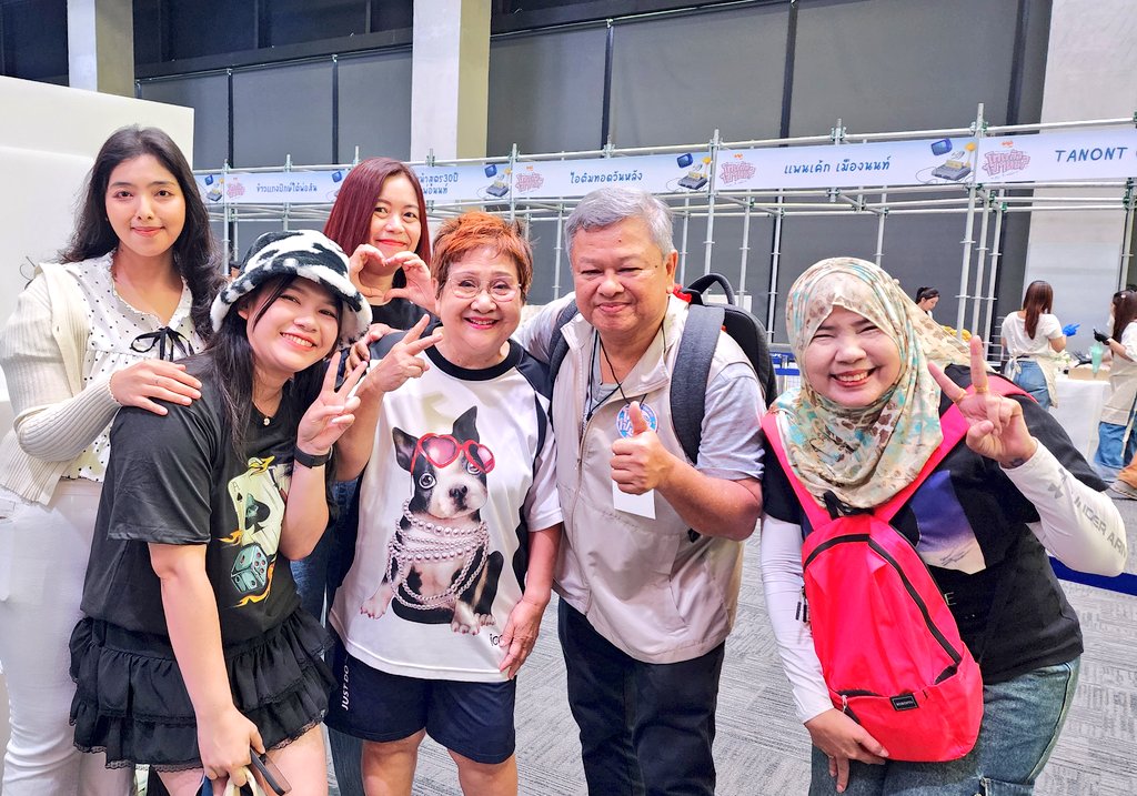 SafiyaZa's tweet photo. พ่อบอก ข้าวแกงปีกษ์ใต้พ่อสิน อิสลามทานได้นะคะ...ขอบคุณมากนะคะพ่อ...น่ารักกกกกกก
🎂8/3/69🎀
#NONT30_โตแล้วไปไหน  
#เธอที่ทอล์ก 
#NONTTANONT 
#LOVEiSSHOWBiZ
#โตแล้วไปไหน_DDAY https://t.co/EFtD4uv9zD