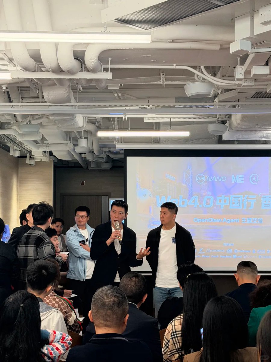 元宇宙公主🪬e/acc tweet media