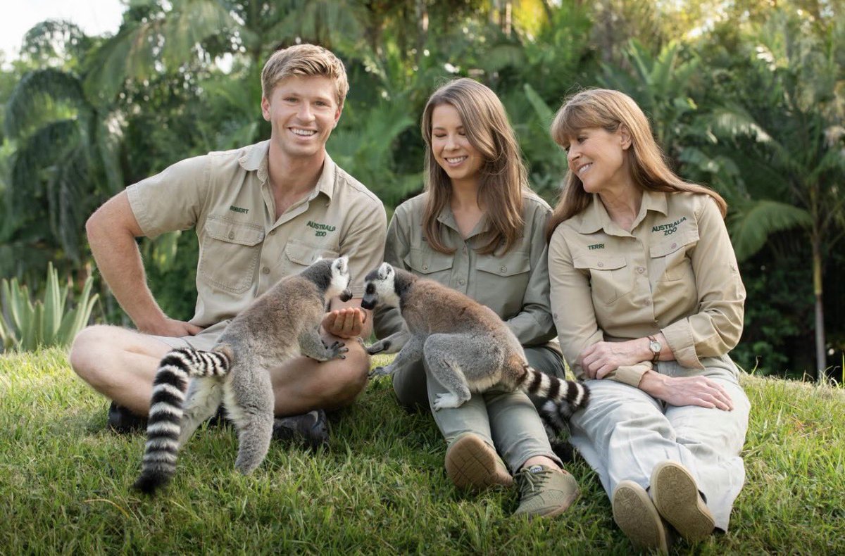 It’s #internationalwomensday . Thank you to these two incredible Women for being my biggest inspirations in life!