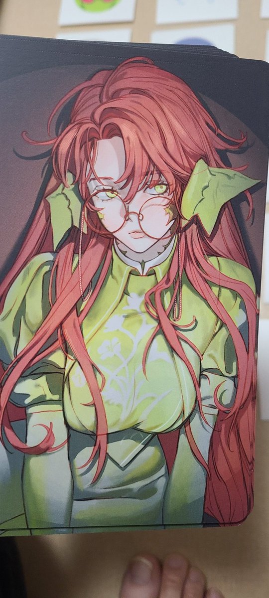 흠