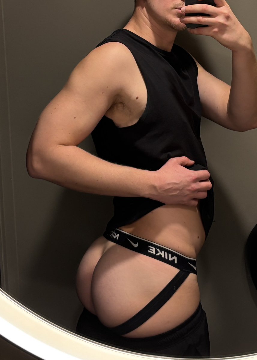 Urhungboy tweet media