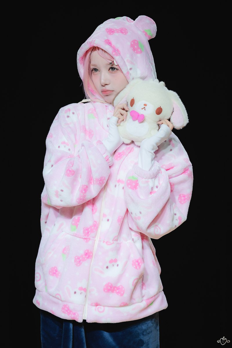 오핑크공주딸기🍓 tweet media