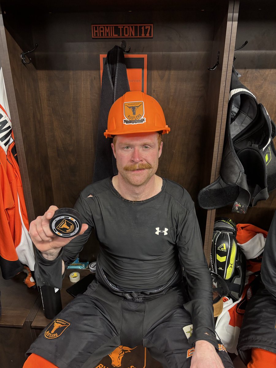 Wainwright Rustlers tweet media