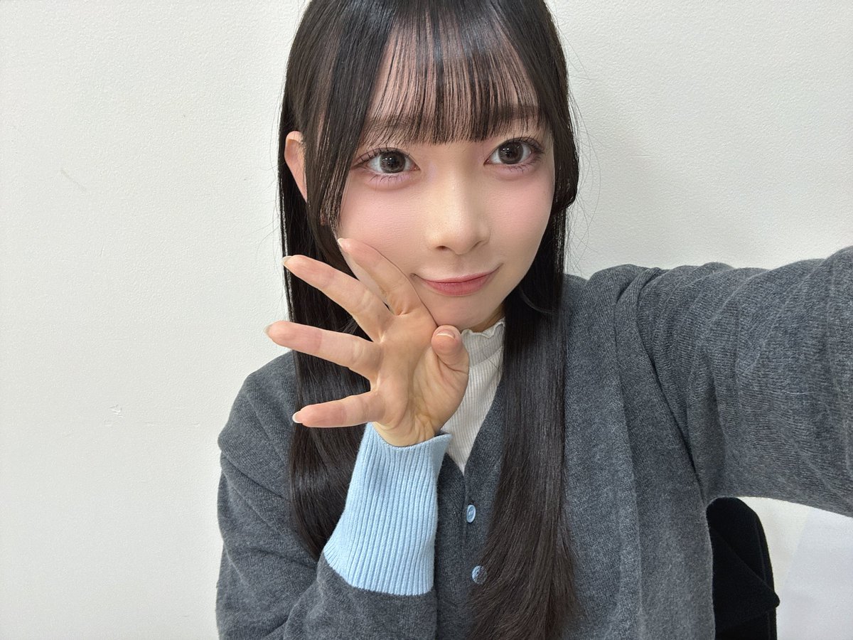 木本杏菜 tweet media