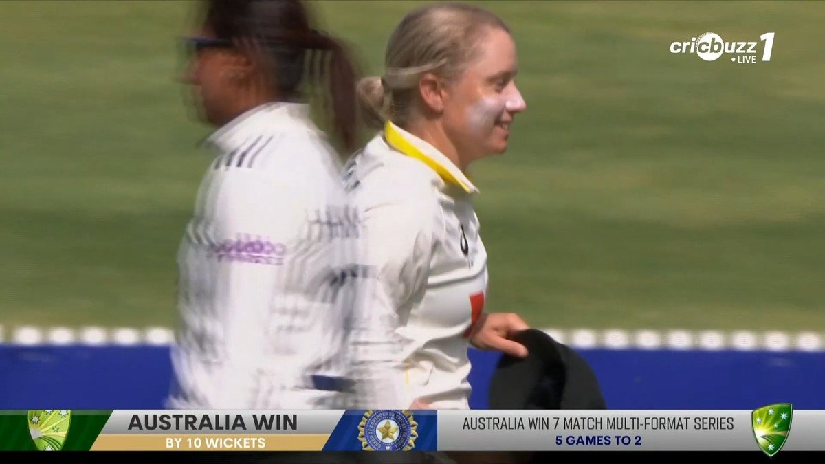 lightningspeedk's tweet photo. Shortest completed Women's Tests by balls:

893 - Ireland vs Pakistan at Dublin, 2000
1231 - England vs West Indies at Canterbury, 1979
1237 - Australia vs India at W.A.C.A, 2026

#PratikaRawal #AlyssaHealy #Perth #WACA #TeamIndia #PinkTest https://t.co/XrpOKCpZxT