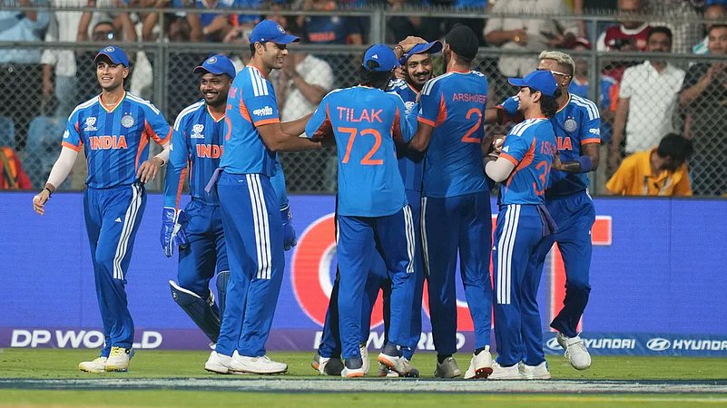 AbdulJavedAli8's tweet photo. यह मैच T20 World Cup 2026 का फाइनल है जिसमें भारत और न्यूज़ीलैंड आमने-सामने हैं। इस बड़े मुकाबले में:
Venue: Narendra Modi Stadium, Ahmedabad
🕖 Time: 7:00 PM IST
#IndianCricketTeam #Indian #INDvNZ
#INDvsENGSemiFinal #BCCI https://t.co/b7kpJZReiG