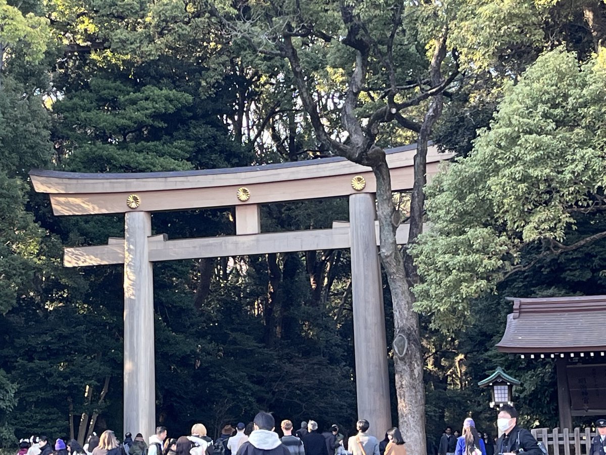 hiromaruchan's tweet image. BEGIN初日葛飾は退院後すぐだったので義妹に行ってもらったけど、NHKホールはちゃんと来られました。よかったよかった👍もう術後4ヶ月経つのにまだしんどいのはなぜと思いながら駅から歩いてきました。BEGINに元気をもらってきます #BEGIN