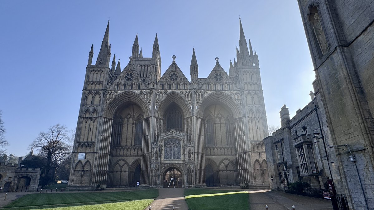 Peterborough Cathedral tweet media