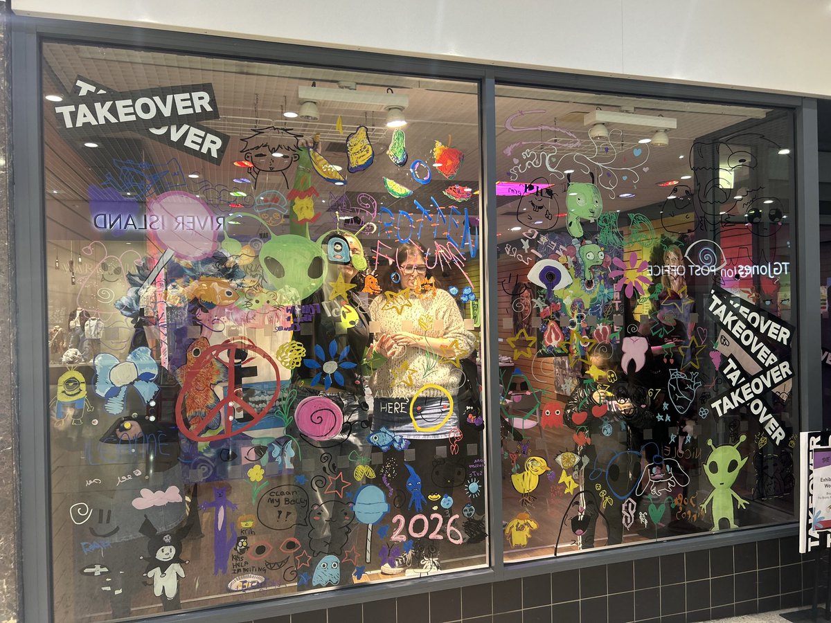 Laura Solly tweet media