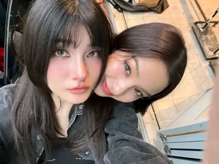 its_me_again05's tweet photo. Mable Siriwalee with her favorite watermark 😗🖤

#BleJie #Mable_Siriwalee #pangjiewr https://t.co/M4IllThjg9