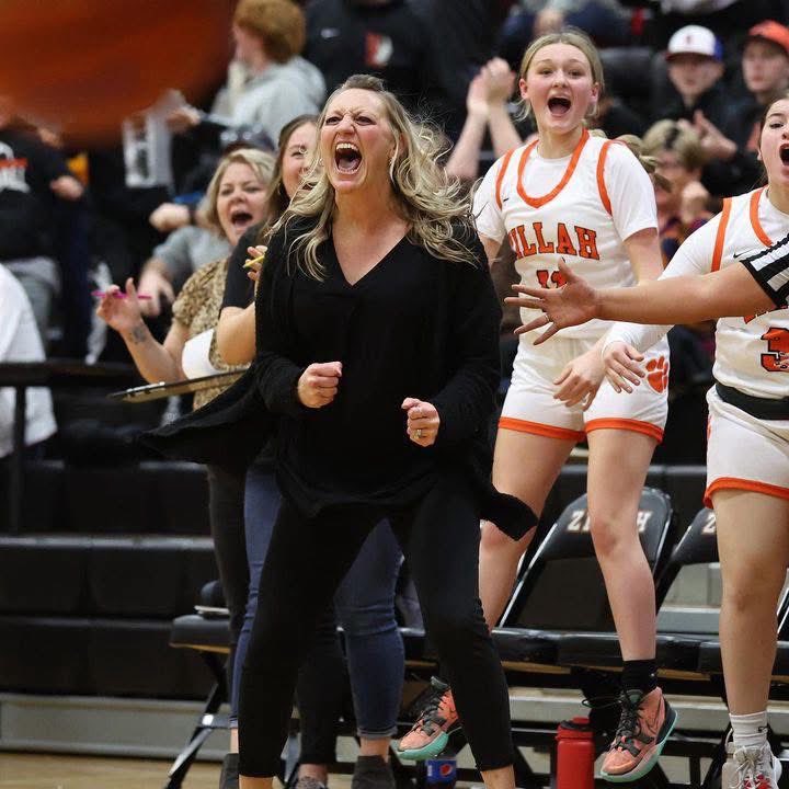 MichaelGrayum's tweet photo. π State Champs! π
Congratulations to the Zillah girls basketball team on an incredible State Championship!
Your hard work, heart, and teamwork made the whole community proud. Our entire City is celebrating tonight!
#StateChamps #ZillahWA #BStrong #LeopardPride https://t.co/4Um03EofWY
