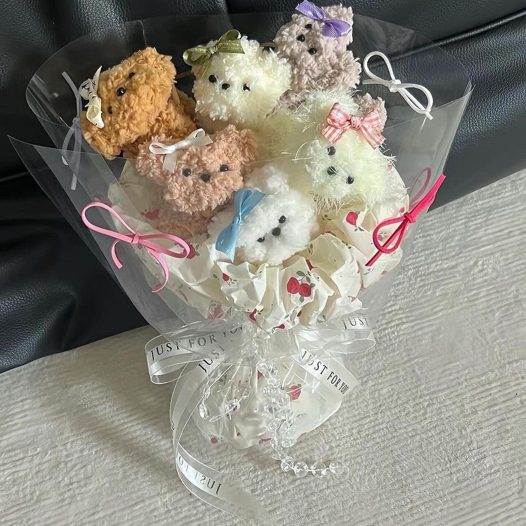 Artist, Damiani. tweet media