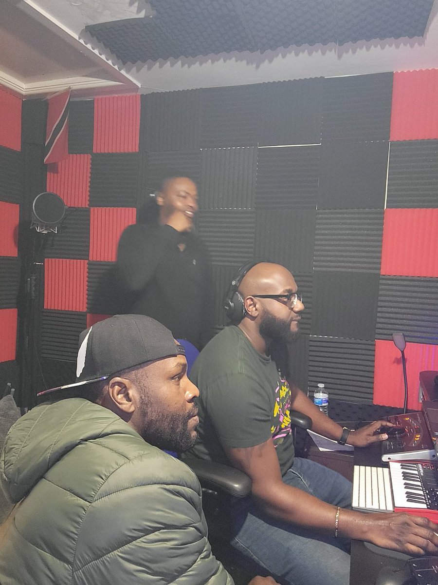 Rus-T (@vincymadboy) on Twitter photo 