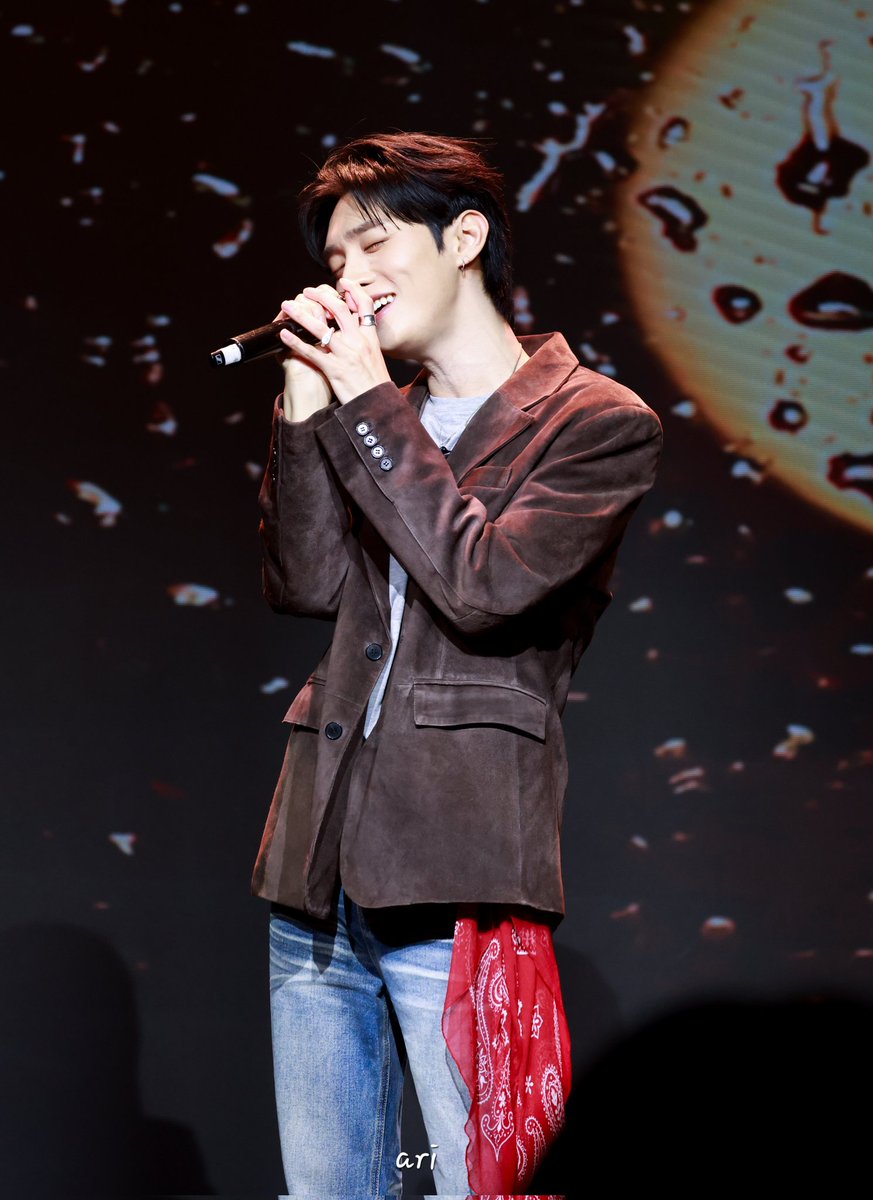 아리 tweet media
