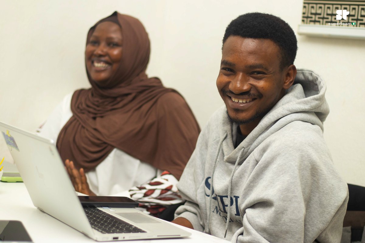 Chrisasek tweet media