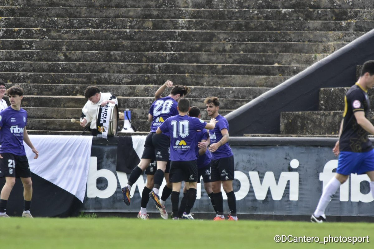 🔚 Finaaal!

CE Constància 5 - Alcúdia 0

Gols:

⚽️⚽️⚽️ Mateu Ferrer
⚽️ Tomeu Horrach
⚽️Miquel Llabrés

#CreixemAmbTu