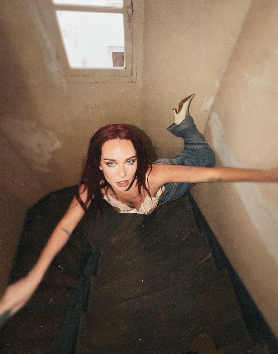 best of rose gray tweet media