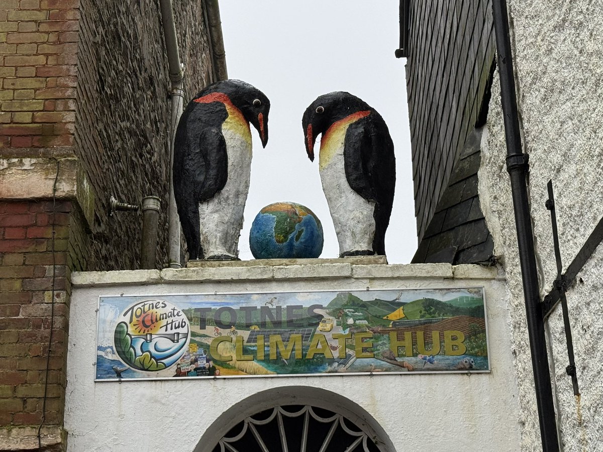 Gil Winfield tweet media