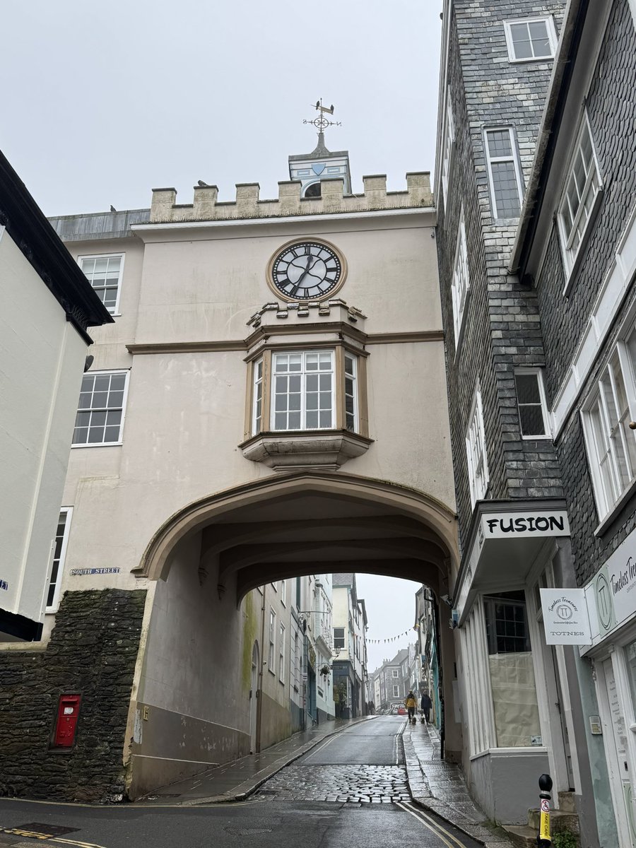 Gil Winfield tweet media