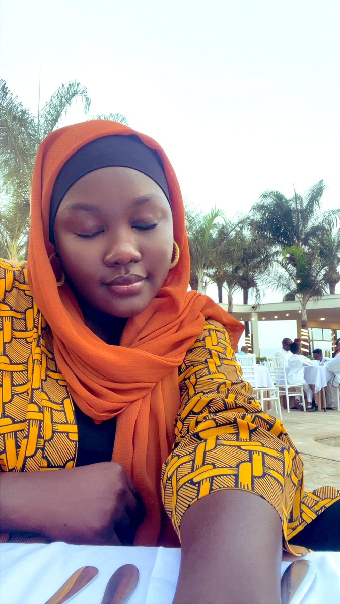 Khadeeja Fatty (Black Rose) tweet media