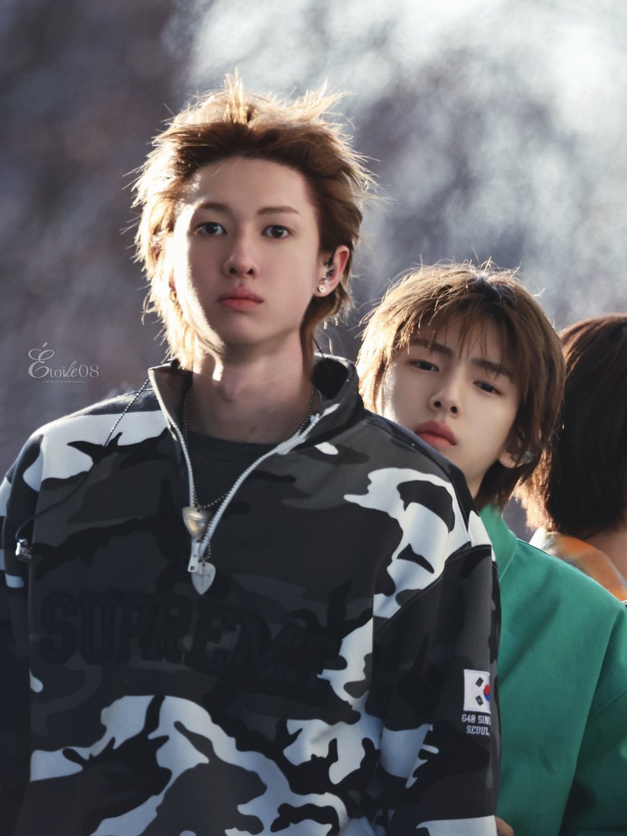 Étoile08 tweet media