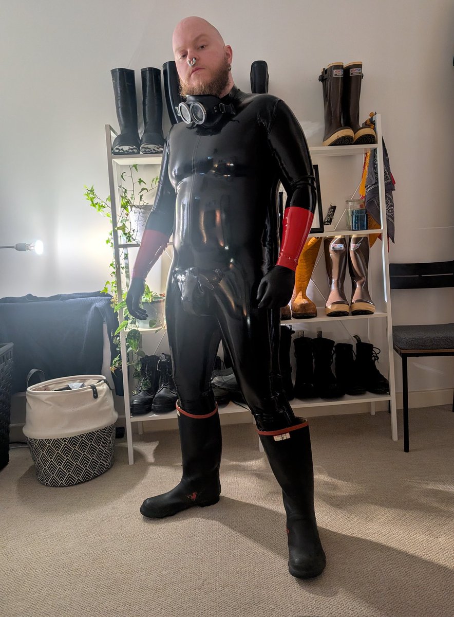 RubOtter tweet media