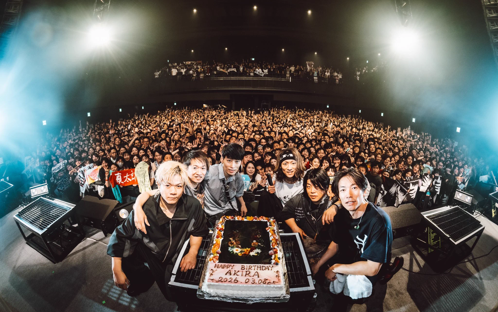 UVERworldセット UVERworld_Staff_ on X: 
