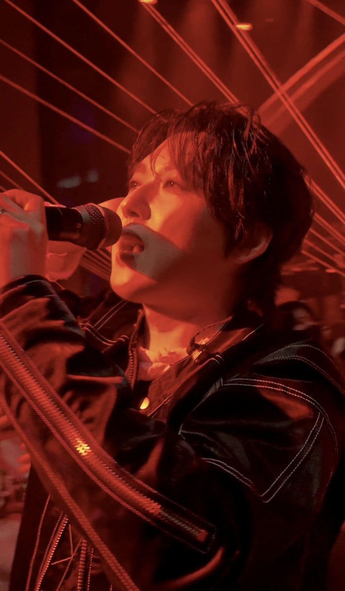 𝒔𝒆𝒓𝒆𝒏ꤠ tweet media