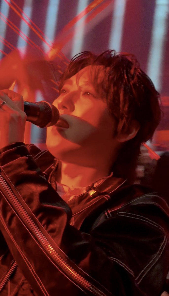 𝒔𝒆𝒓𝒆𝒏ꤠ tweet media