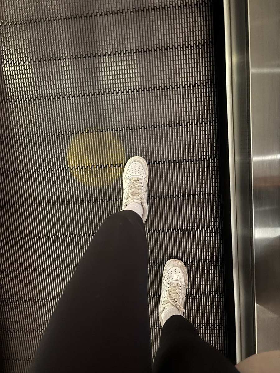 Larin&Levent tweet media