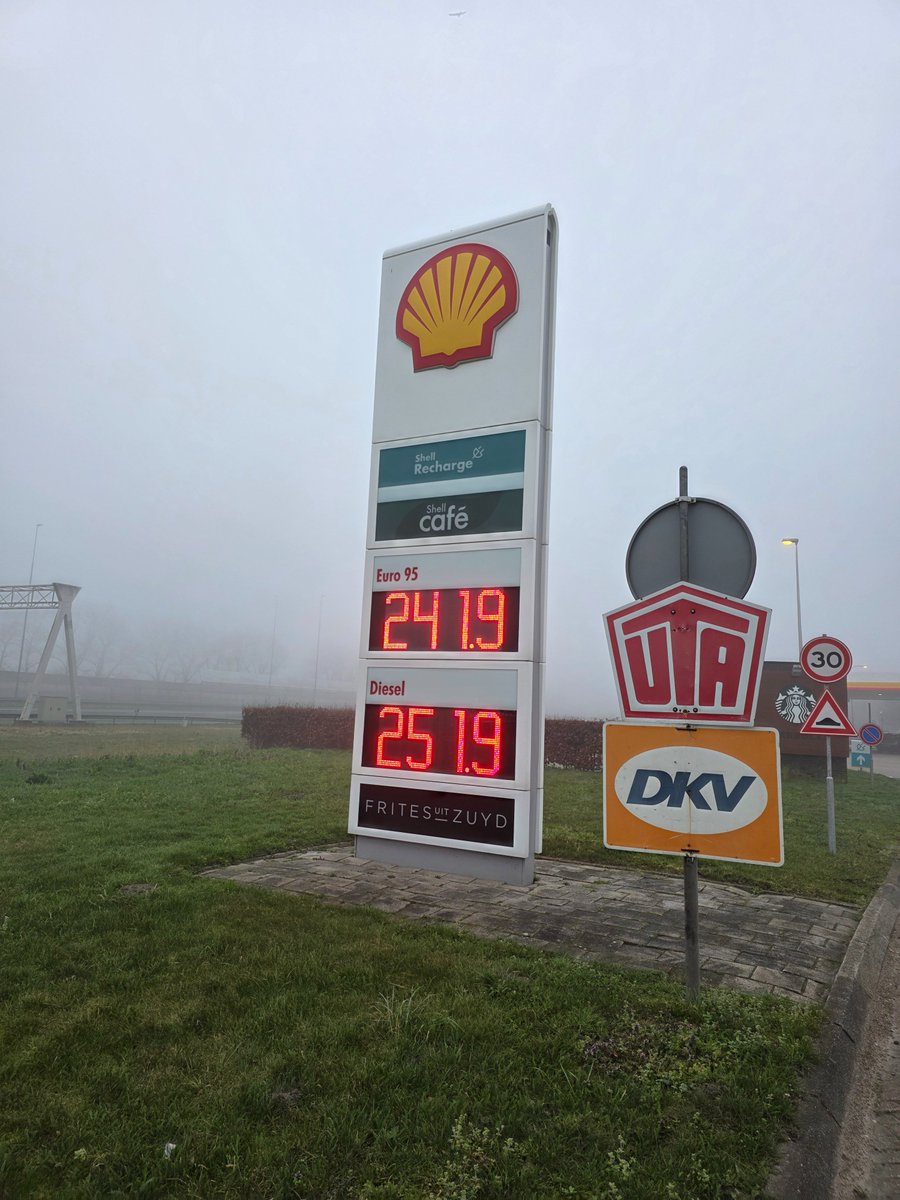 Sander van Dam tweet media