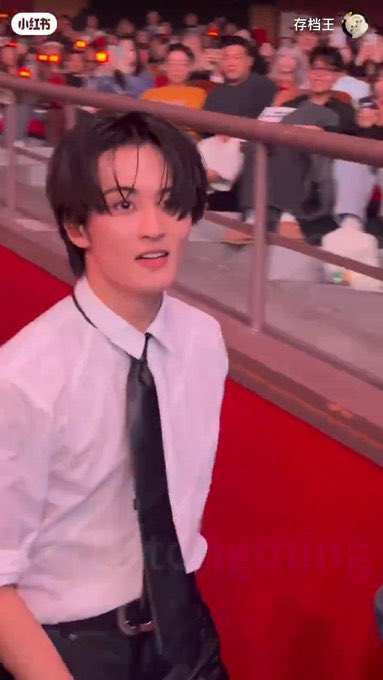 เหมือนรุ่นพี่ที่หล่อๆเจอวันงานโอเพ่นเฮาส์ แต่พอเข้าไปเรียนจริงๆไม่เจออีกเลย