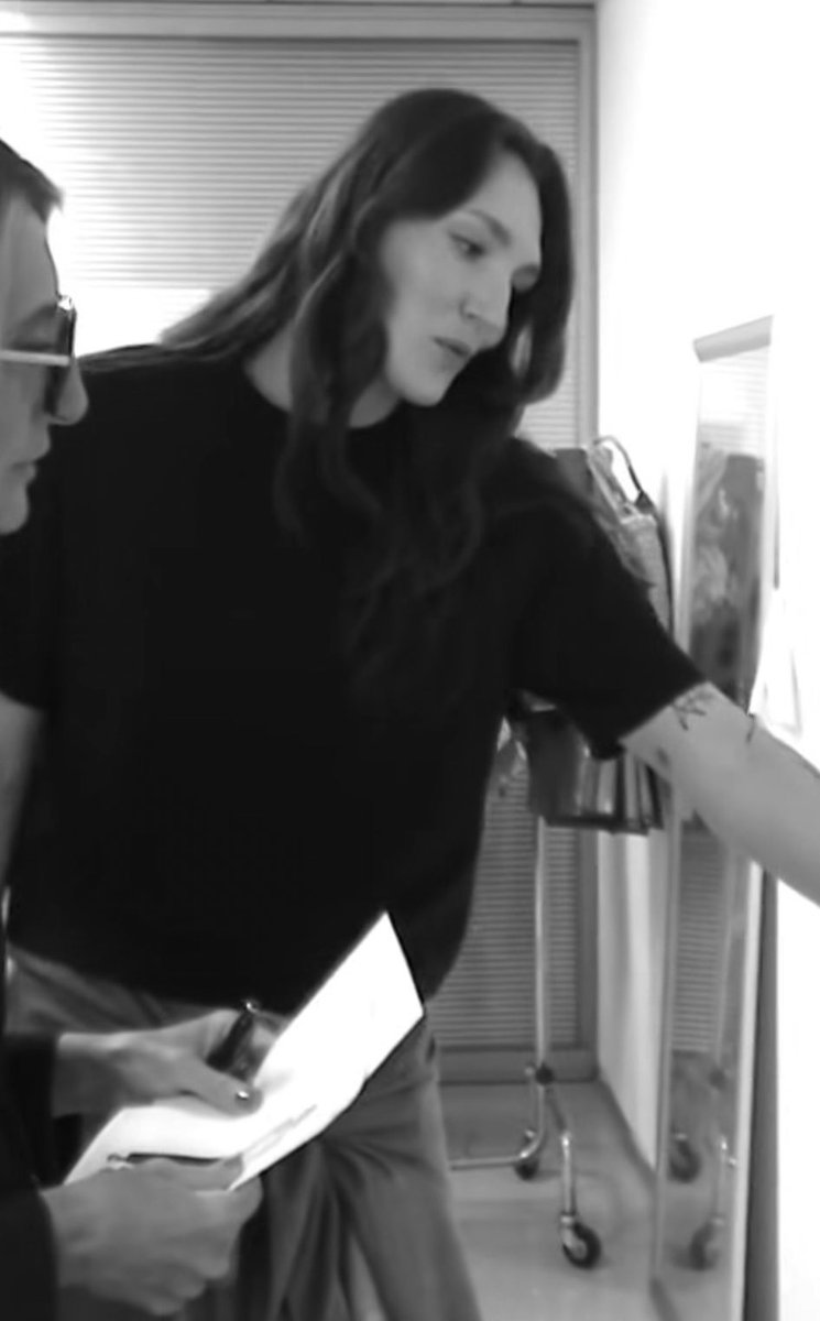 bruninha tweet media