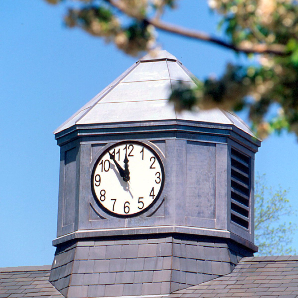 East Stroudsburg University tweet media