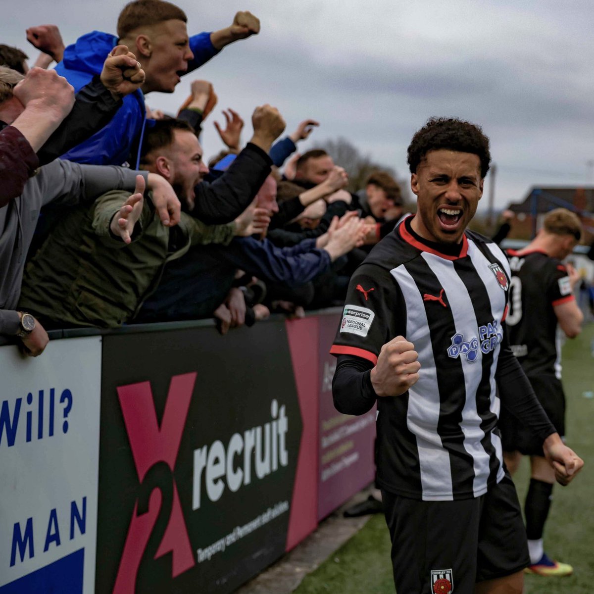 chorleyfc's tweet photo. These two made one hell of an impact off the bench yesterday afternoon. Outstanding. 👏🏻 👏🏻 

@dia_images 📸 

#WeAreChorley https://t.co/0ZUzkZK1LS