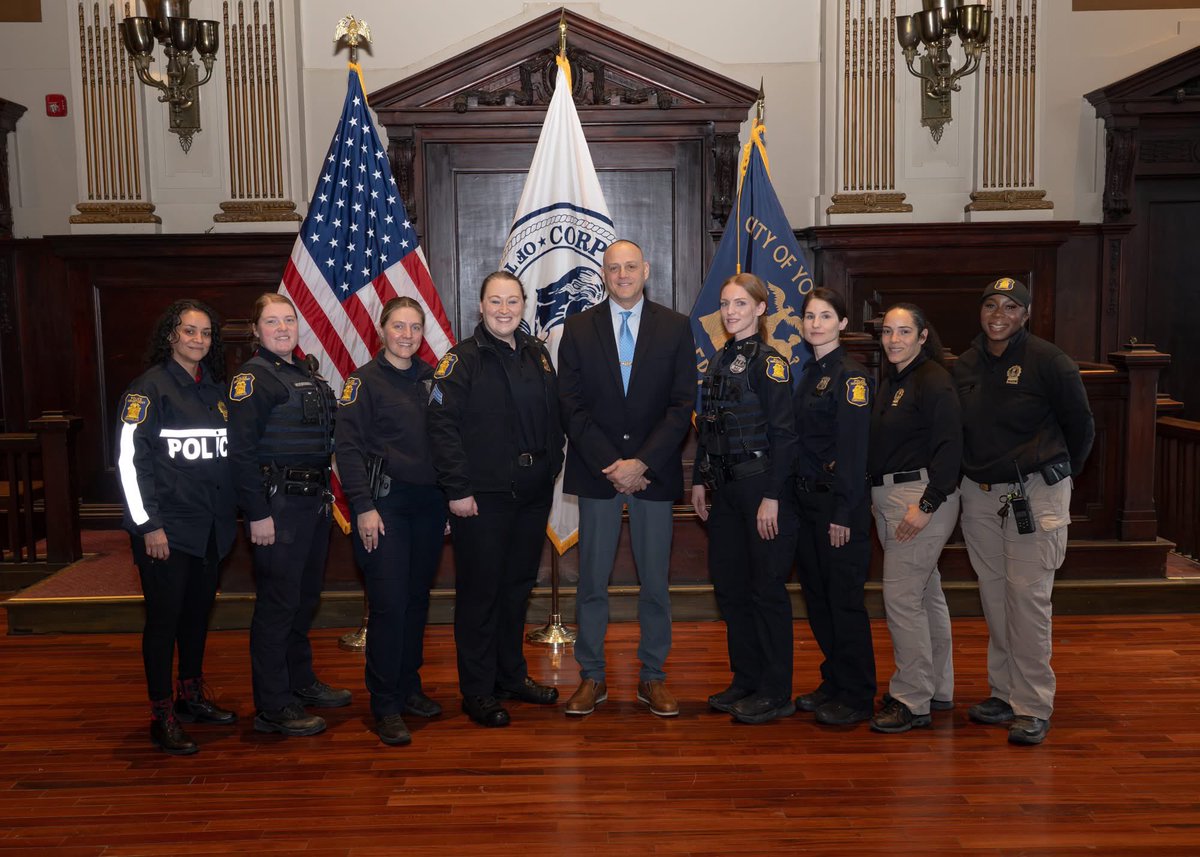 Yonkers Police HQ tweet media