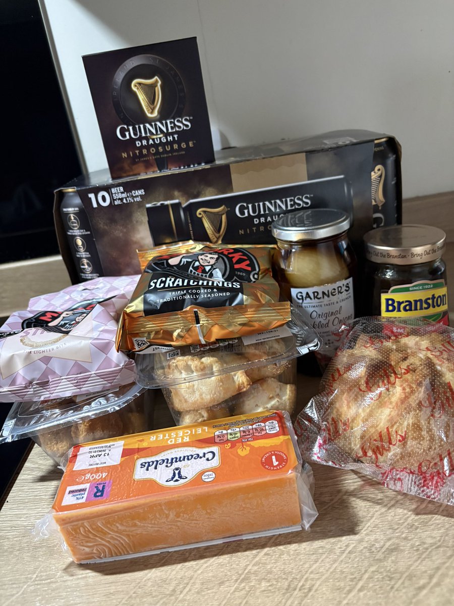 Gaz 𓅪 tweet media