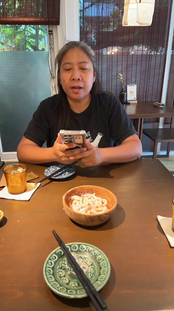 แม่มาหา เพราะทำงานเยอะเกินไม่คุยกับชี 5555555