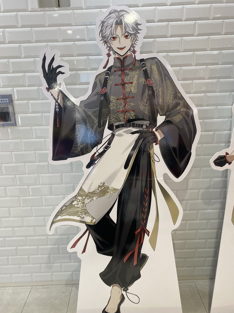 turaimainithi's tweet photo. そして、この前のスイパラの葛葉
Liveおめでとうー！
最近葛葉に会ってきたばかりだけど
楽しみだ」ー」ーLive！！
葛葉おめでとう8周年！！ https://t.co/vF1xbZJTIt