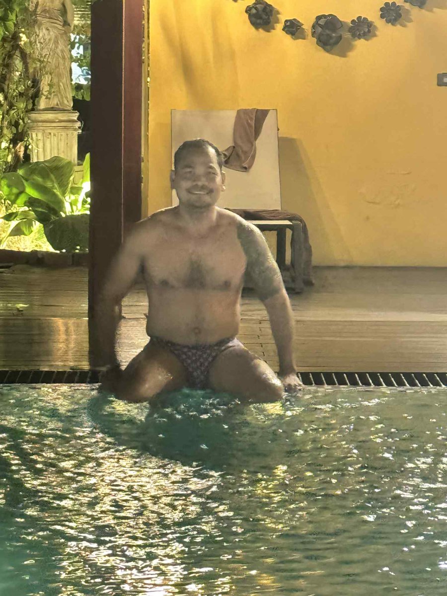 រិត បុិម tweet media