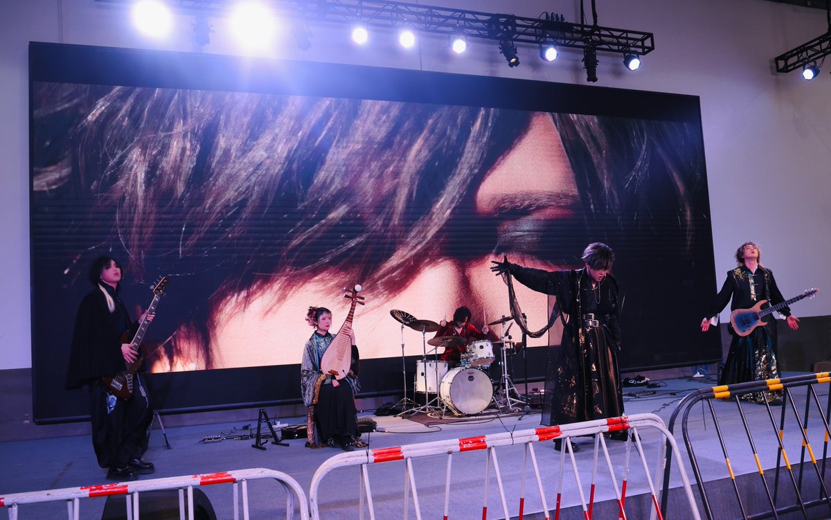 Nyx乐队

「国漫同人only」

2026/03/07 [Sat.]

糯米演艺中心

Nyx乐队首次参加的国漫活动于昨天落幕！

感谢到场的大家！昨日台上台下一起构建了【Nyx场域】。

感谢琵琶手 紫萌 和鼓手 一叶的加盟。

感谢 <a href="/LIVEHUNTER69/">LIVE_HUNTER</a>  一如既往的专业协助以及主办方的邀请。

Photo by:蜻蜓

#Nyx乐队