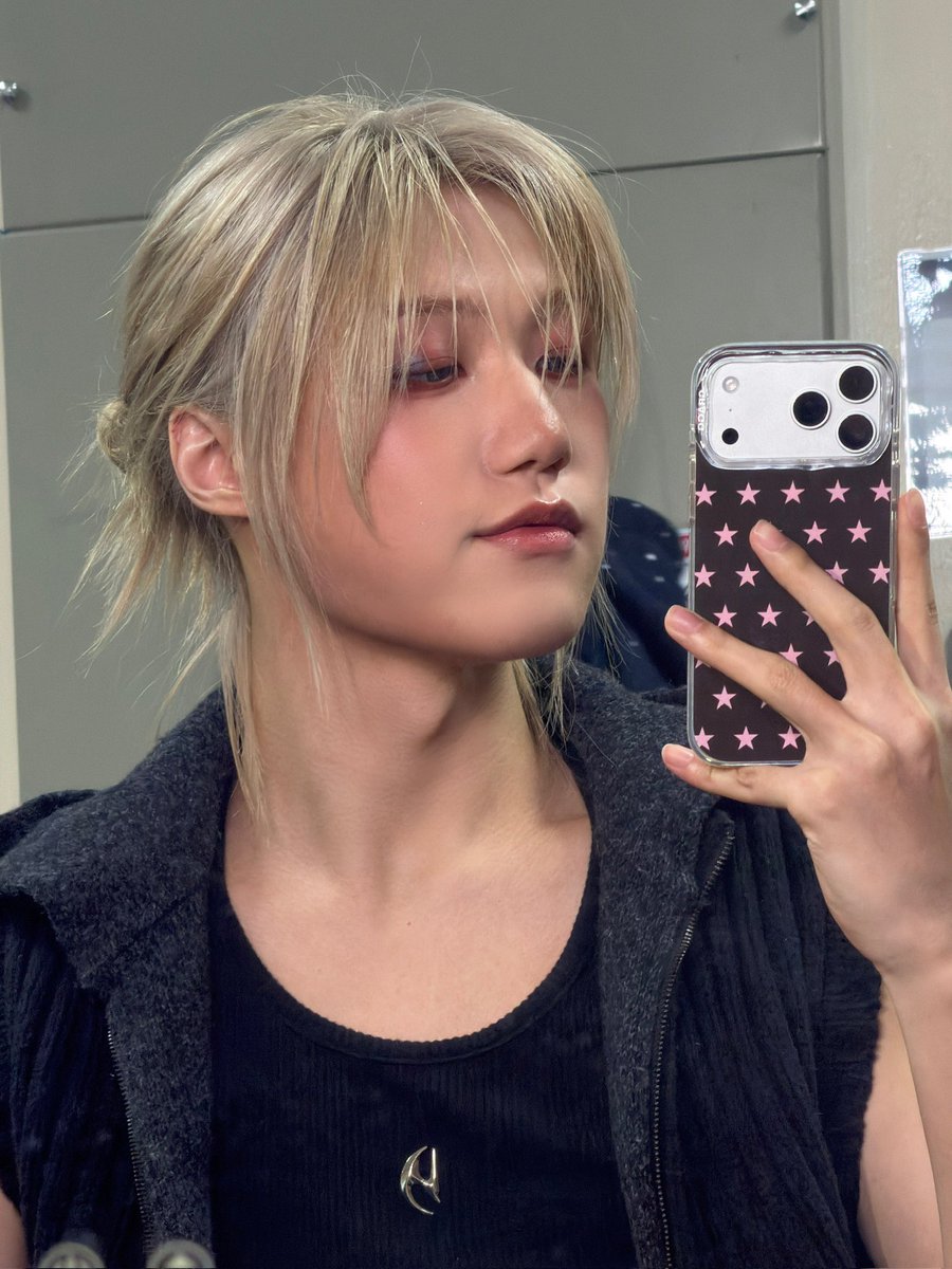 P1Harmony tweet media