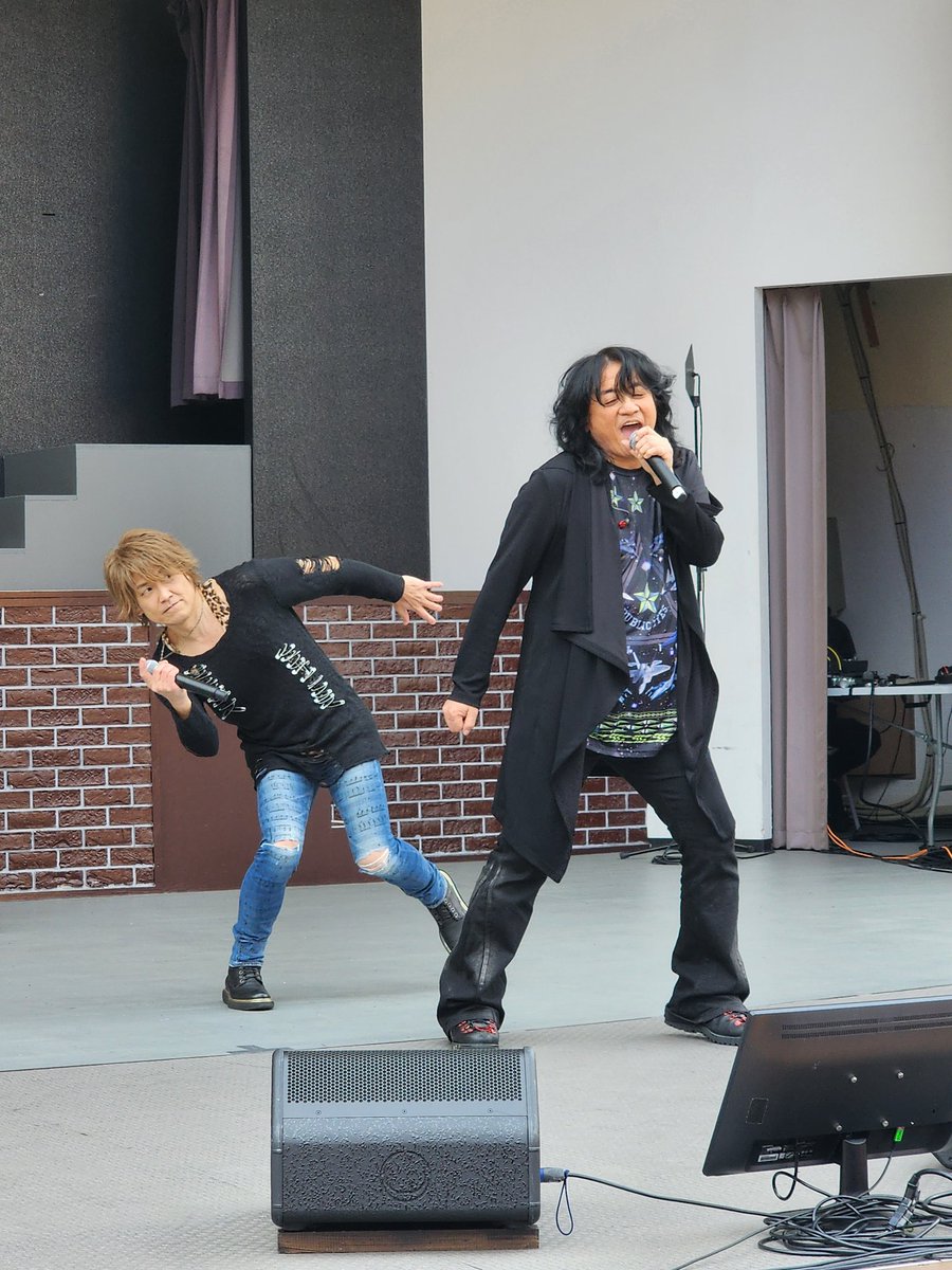 Mebius_78's tweet photo. アニソンライブ最高だった！
自分がリアルタイムで聴いていた曲を今の歳になって生で聴くとグッとくるものがありました。 https://t.co/7L0CrNPvi9