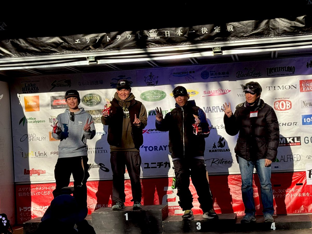 バヤシ tweet media