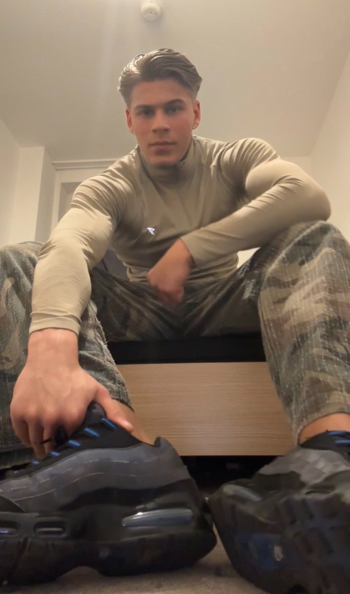 Master Connor tweet media