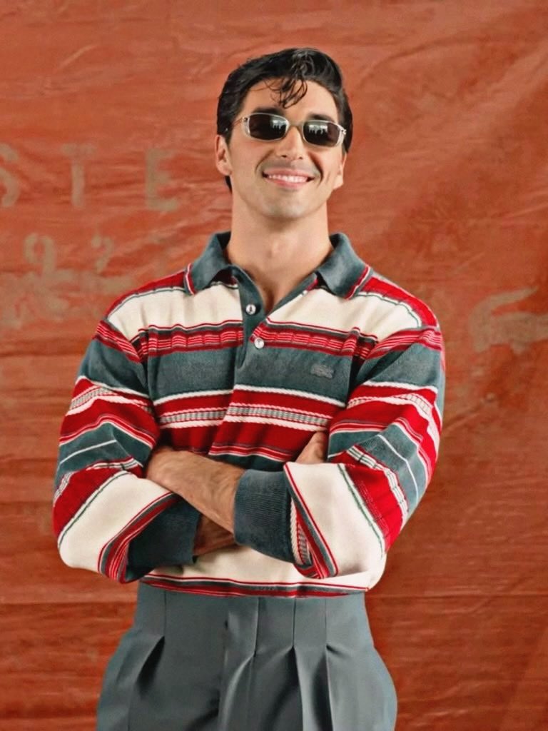 dearalexhenry's tweet image. smile so bold and bright i’m now seeing spots everywhere i look- also now lightheated but hah good thing he’s also a tall glass of water, am i right 😛 #zooweemama #hydration