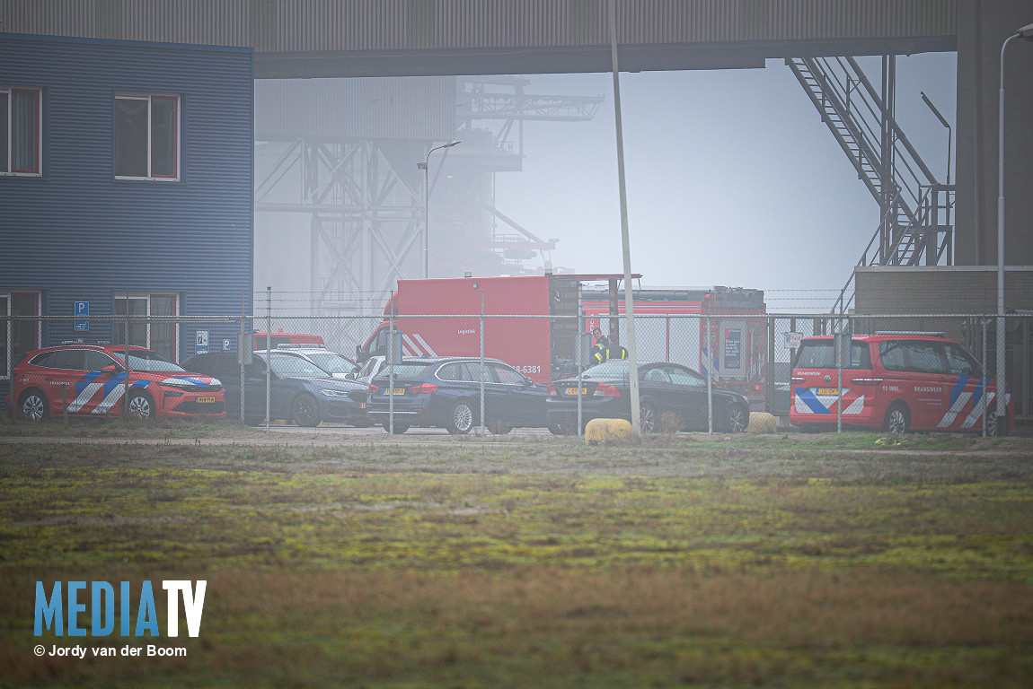 Brand op werkschip aan de Elbeweg in Europoort Rotterdam